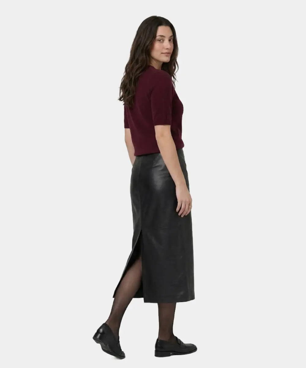 BlackLongLeatherPencilSkirt